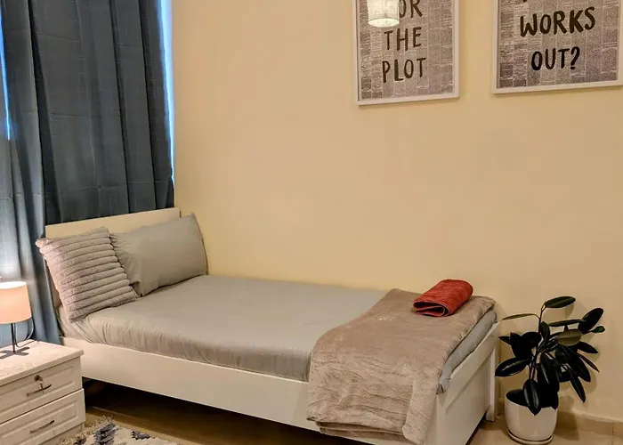Thegrid-Homestay