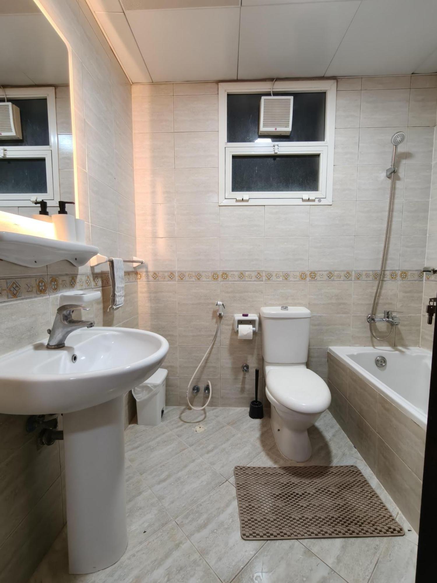 Apartment Thegrid-homestay Abu Dhabi