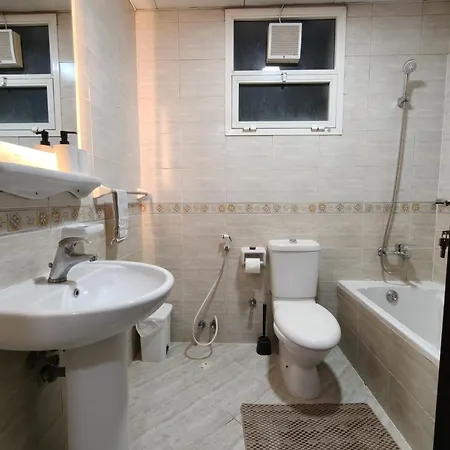 Thegrid-Homestay Abu Dhabi Exterior photo