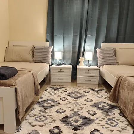 Thegrid-Homestay Abu Dhabi Exterior photo