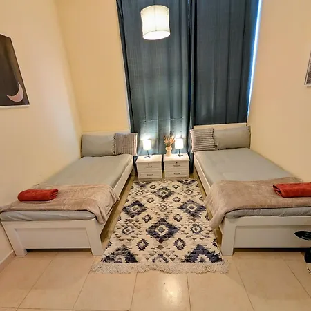 Thegrid-Homestay Abu Dhabi Exterior photo