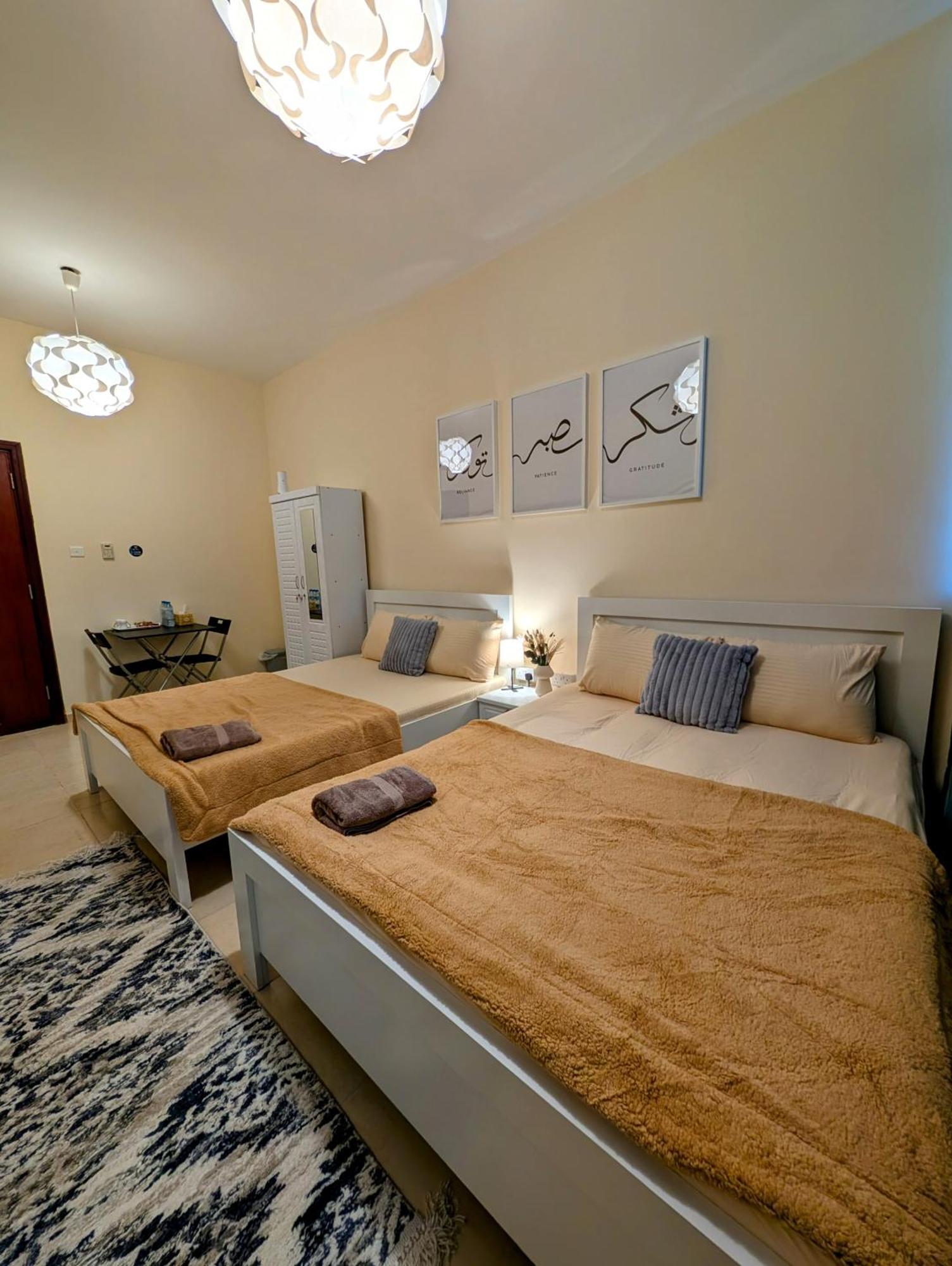 Apartment Thegrid-homestay Abu Dhabi